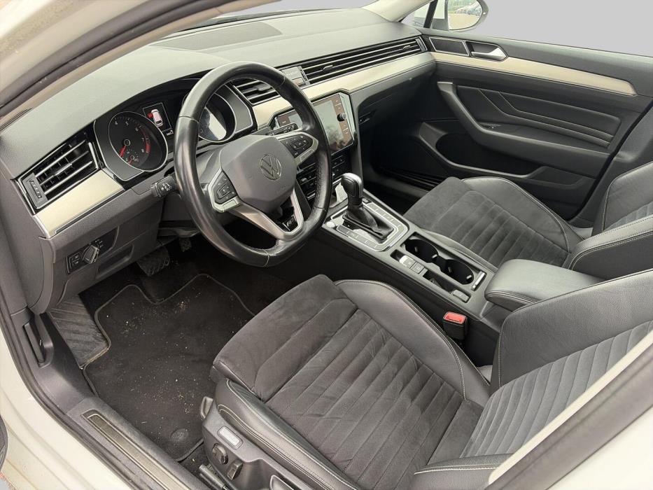 VOLKSWAGEN Passat 2021