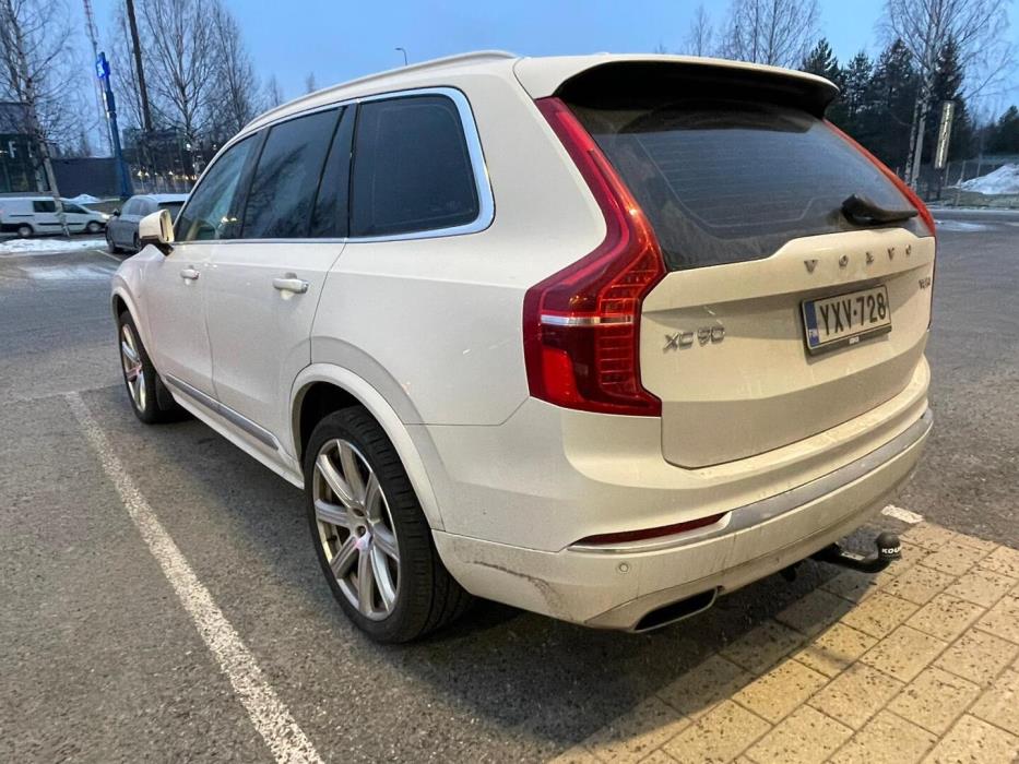 VOLVO XC90 2020