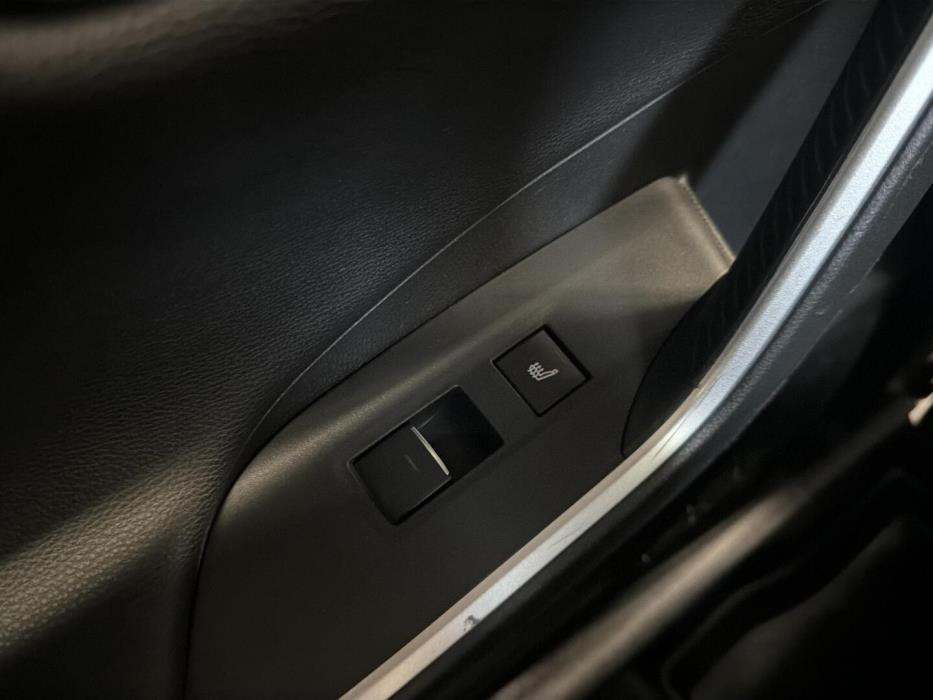TOYOTA RAV4 PLUG-IN 2021