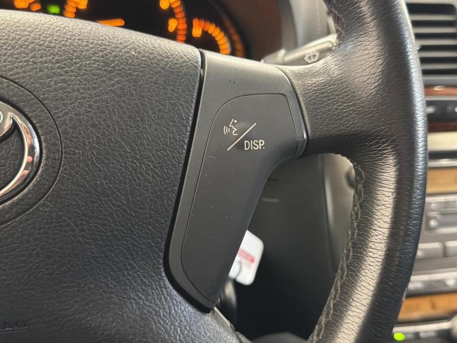 TOYOTA Avensis 2005