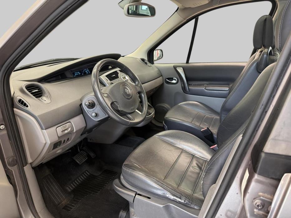 RENAULT Scenic 2004