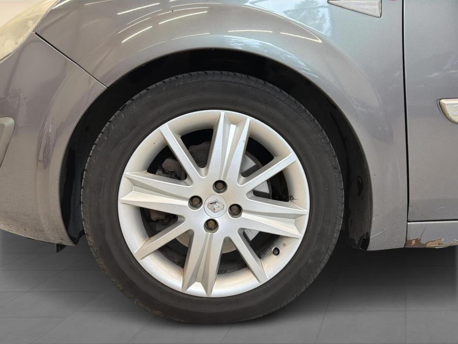 RENAULT Scenic 2004