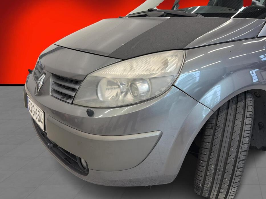 RENAULT Scenic 2004