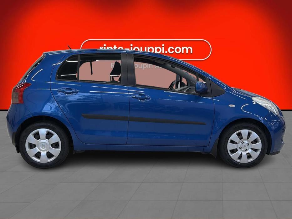 TOYOTA Yaris 2006