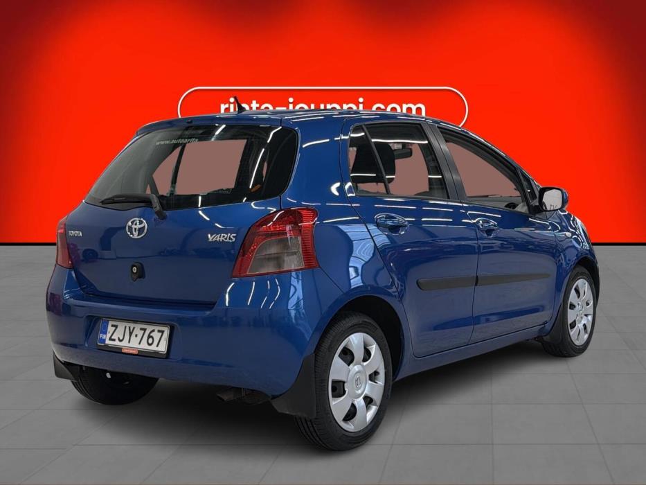 TOYOTA Yaris 2006