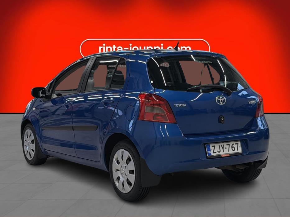 TOYOTA Yaris 2006