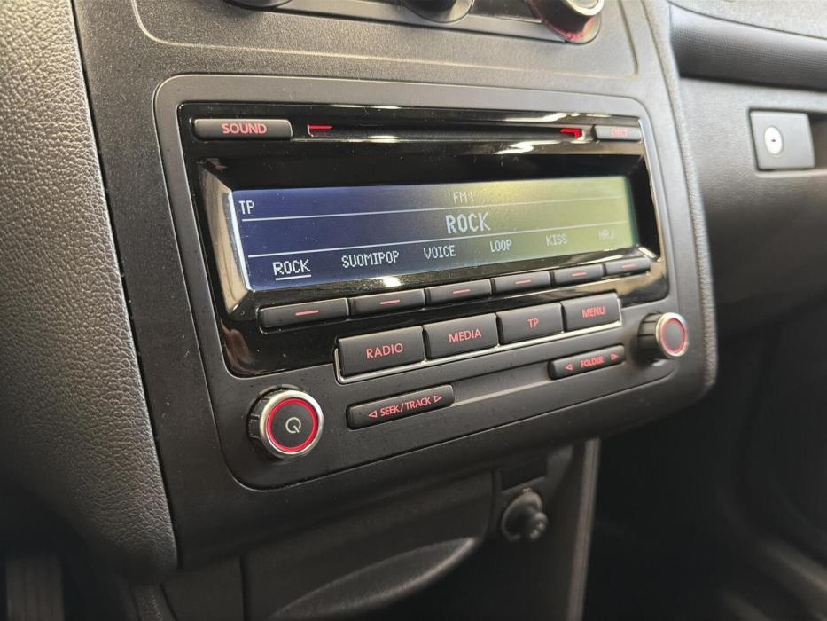 VOLKSWAGEN Caddy 2015