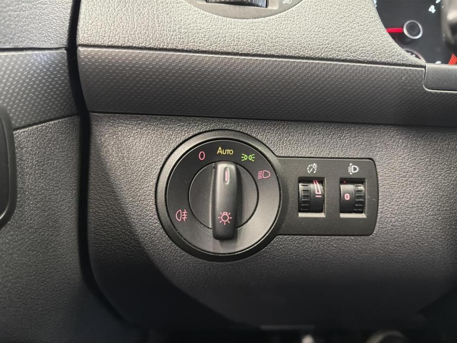 VOLKSWAGEN Caddy 2015