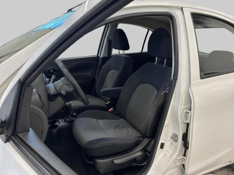 NISSAN Micra 2015