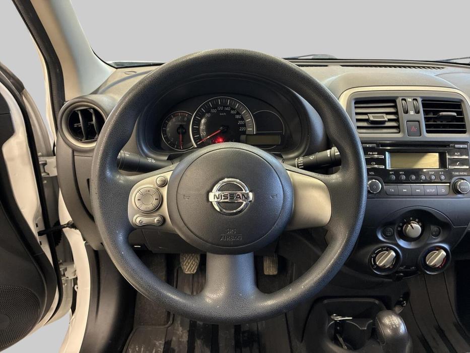 NISSAN Micra 2015