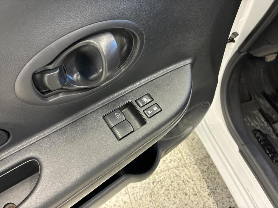 NISSAN Micra 2015