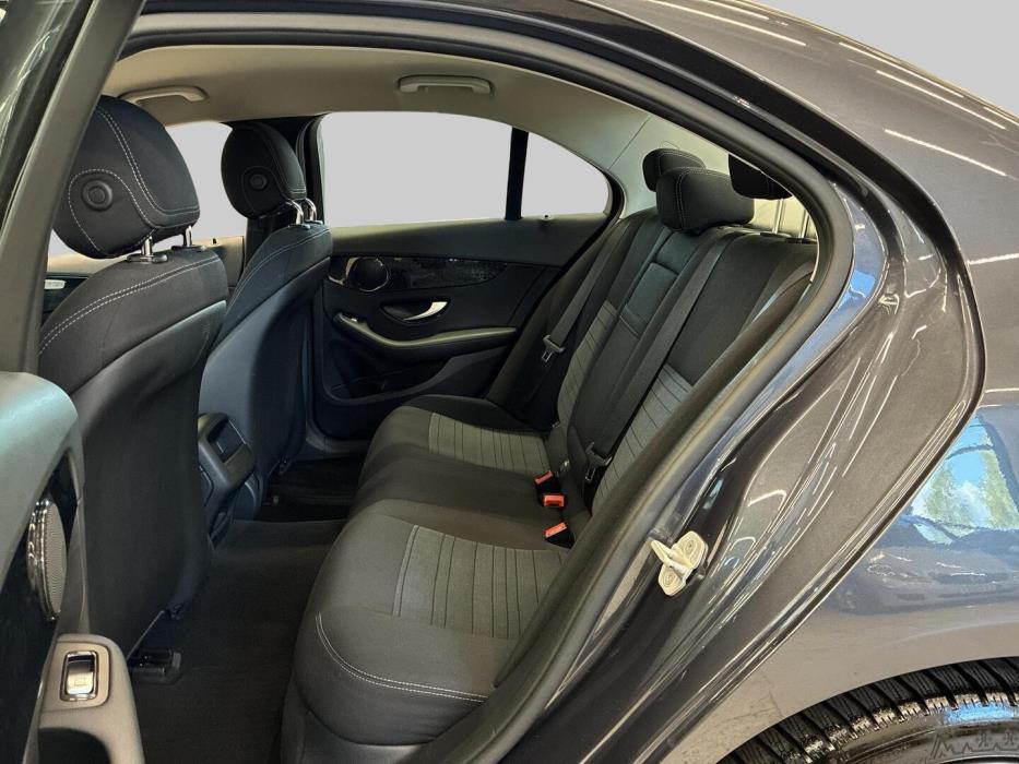 MERCEDES-BENZ C 2016