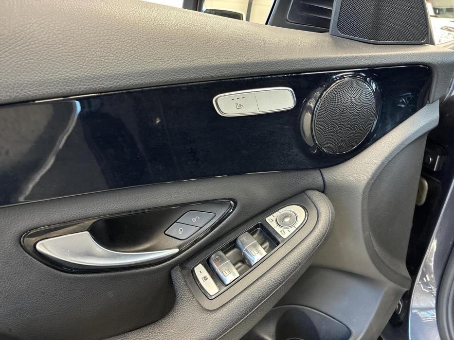 MERCEDES-BENZ C 2016