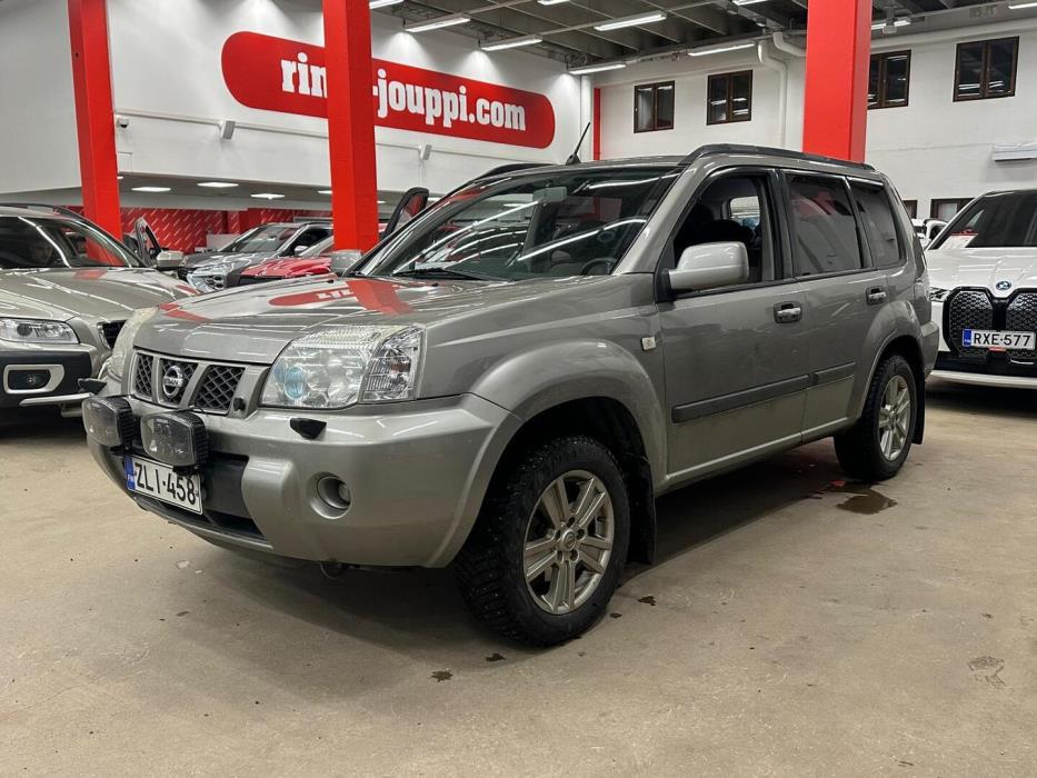 NISSAN X-TRAIL 2005