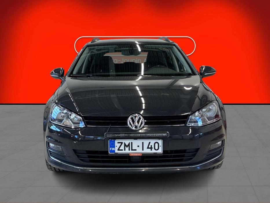 VOLKSWAGEN Golf 2014