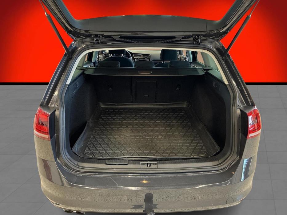VOLKSWAGEN Golf 2014