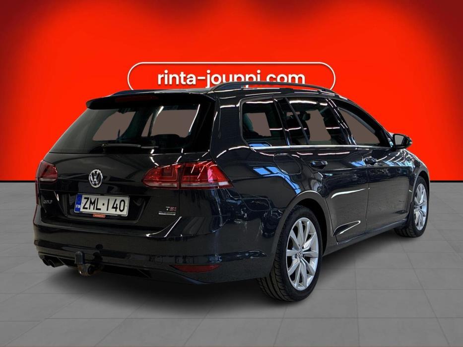 VOLKSWAGEN Golf 2014