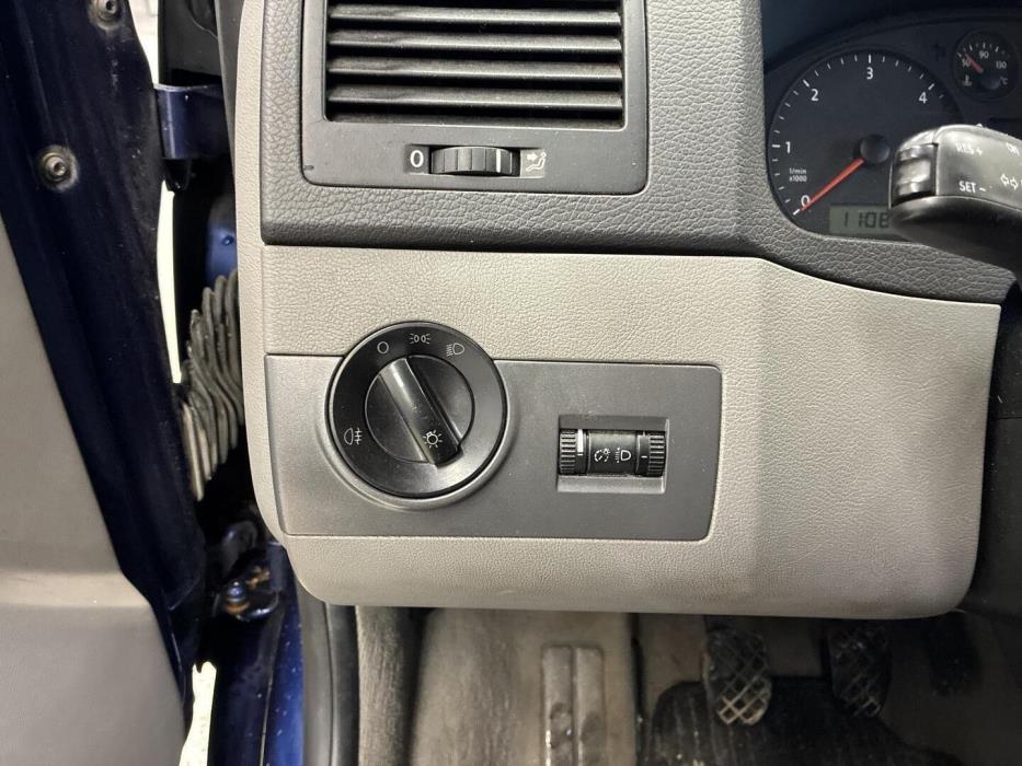 VOLKSWAGEN Multivan 2007