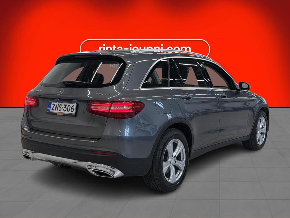 MERCEDES-BENZ GLC 2016