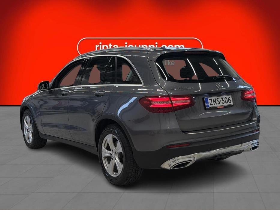 MERCEDES-BENZ GLC 2016