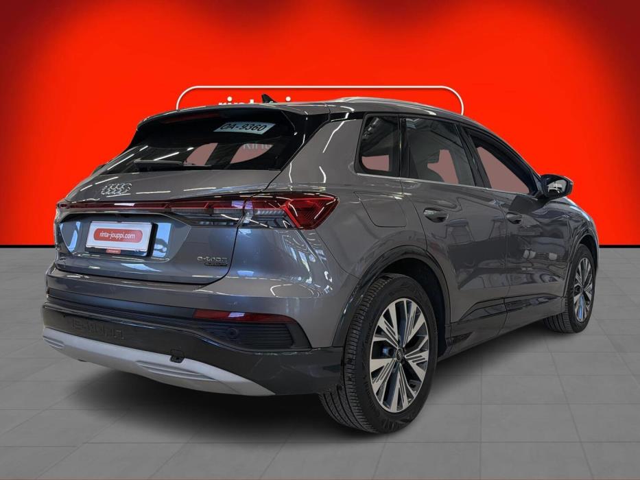 AUDI Q4 e-tron 2022