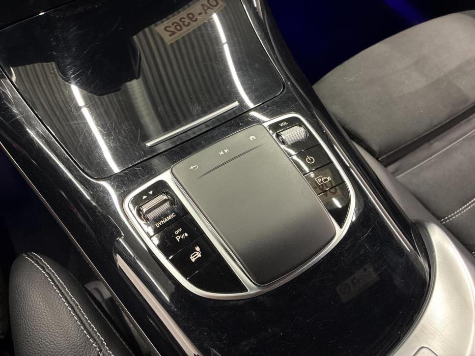 MERCEDES-BENZ EQC 2022