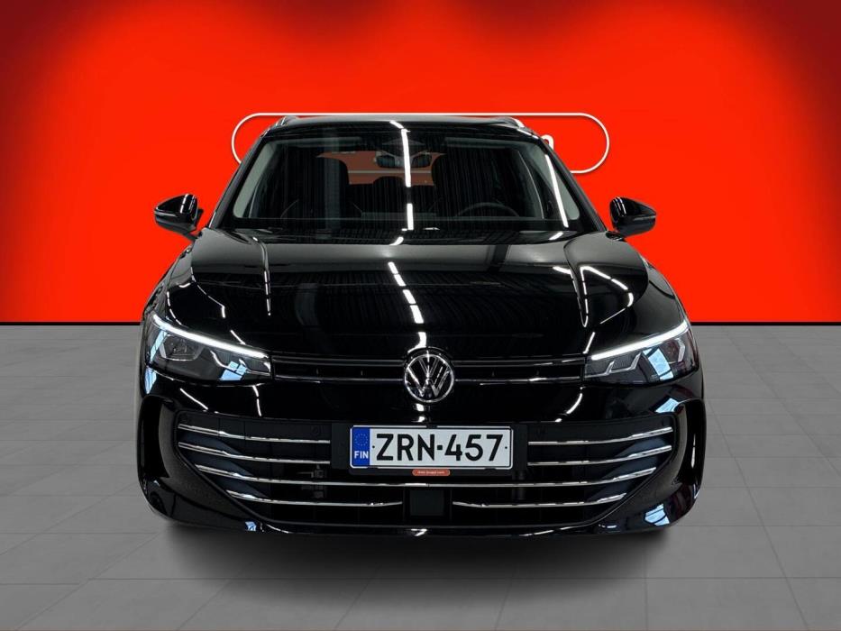 VOLKSWAGEN PASSAT 2025