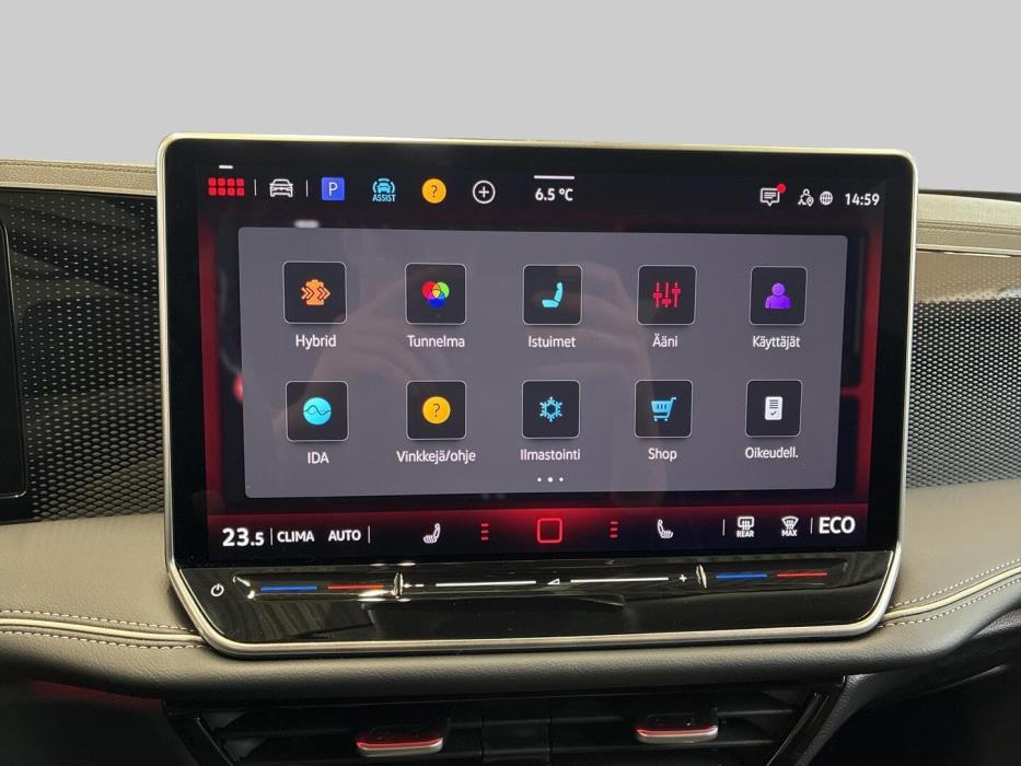 VOLKSWAGEN PASSAT 2025