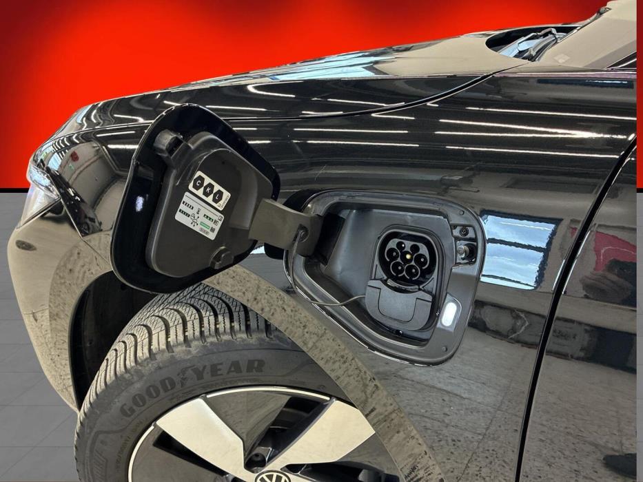 VOLKSWAGEN PASSAT 2025