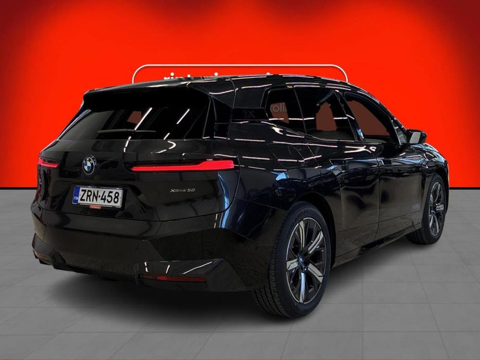 BMW IX 2023