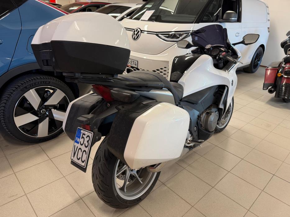 HONDA VFR 2010