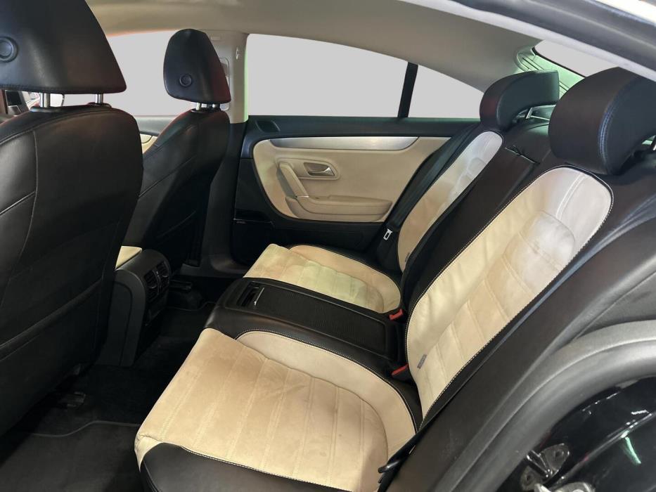 VOLKSWAGEN Passat CC 2009