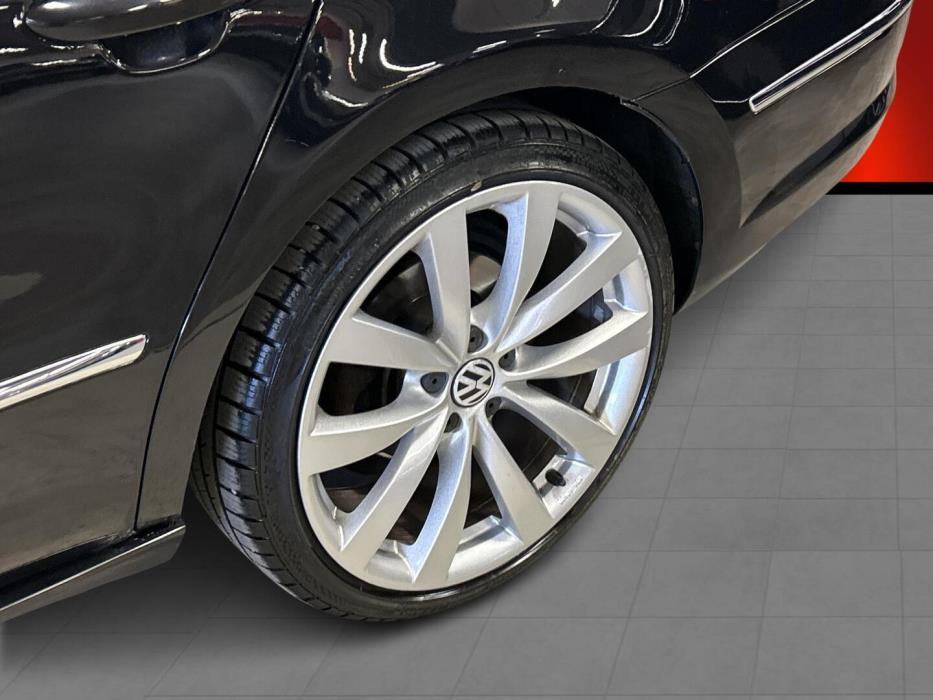 VOLKSWAGEN Passat CC 2009