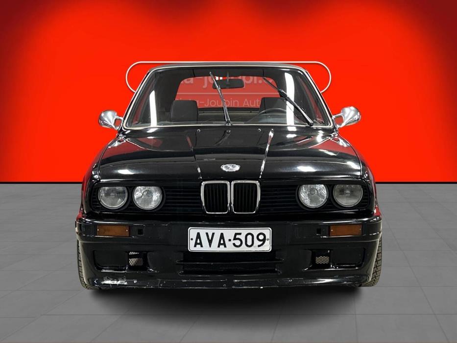 BMW 320 1983