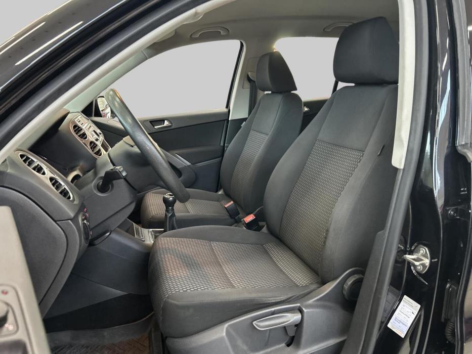 VOLKSWAGEN Tiguan 2009