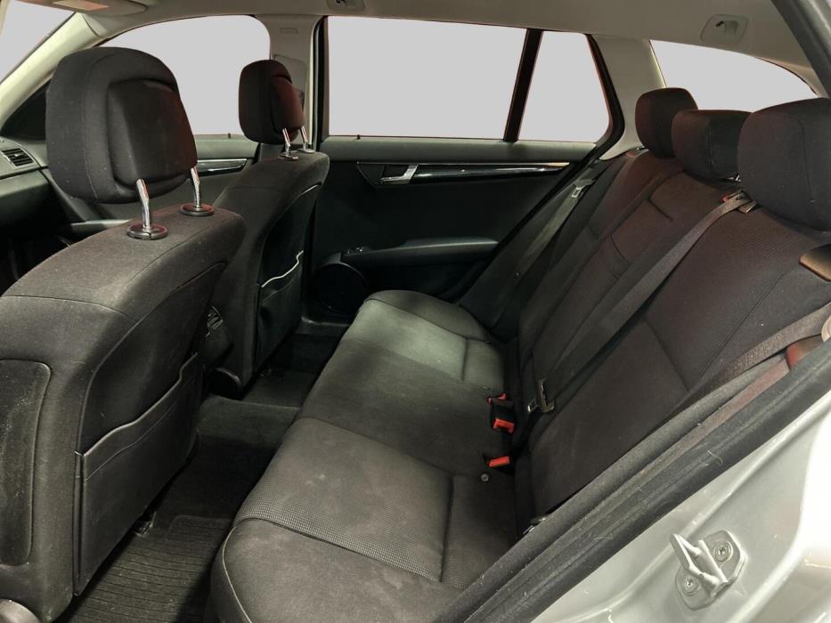 MERCEDES-BENZ C 2010