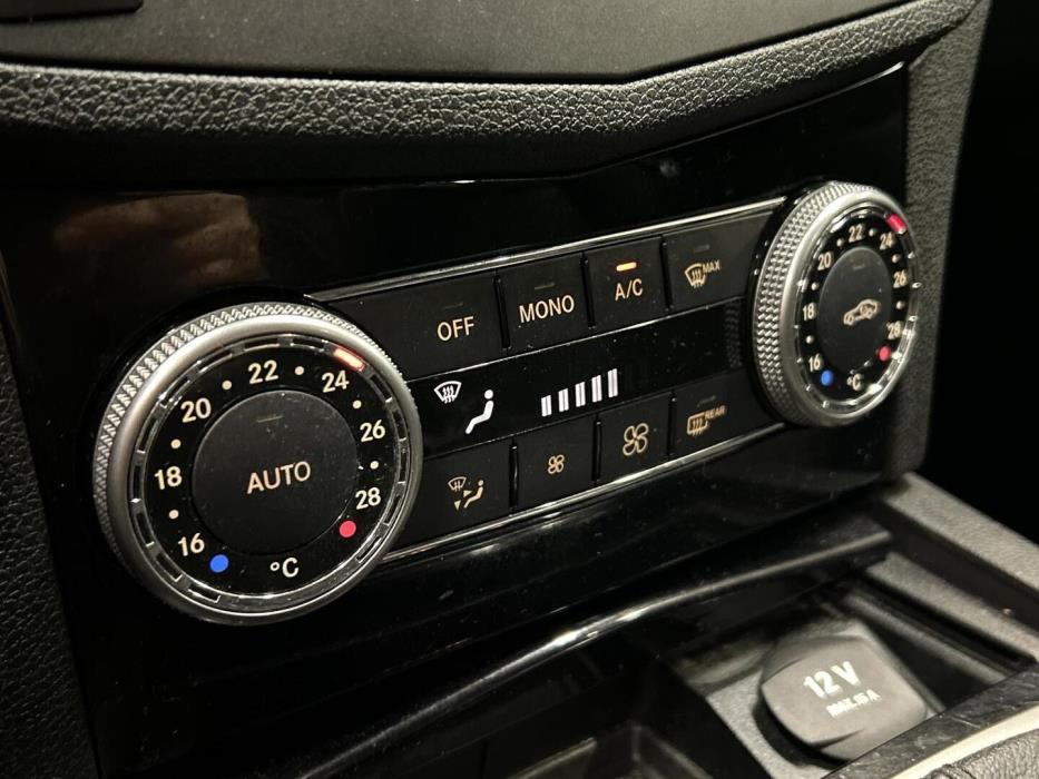 MERCEDES-BENZ C 2010