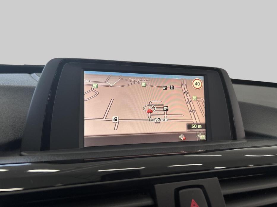 BMW 320 Gran Turismo 2013