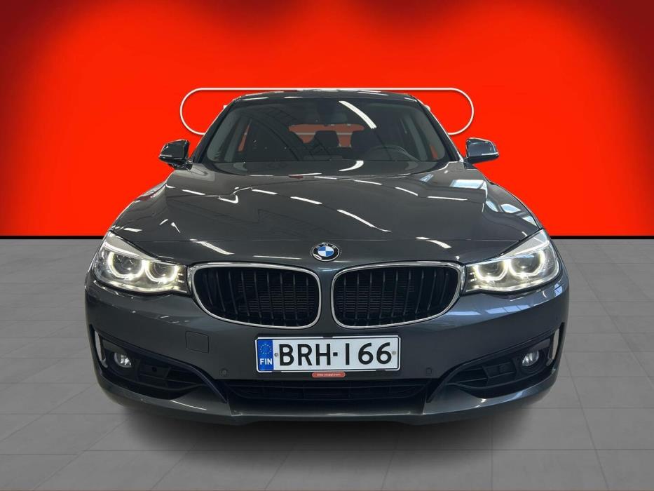 BMW 320 Gran Turismo 2013