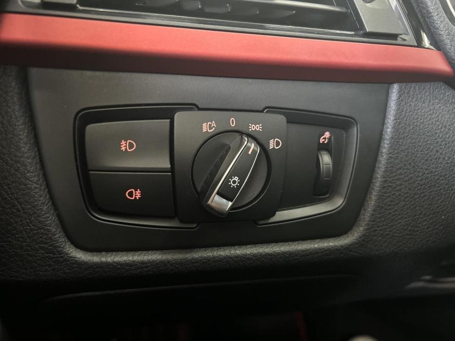 BMW 320 Gran Turismo 2013