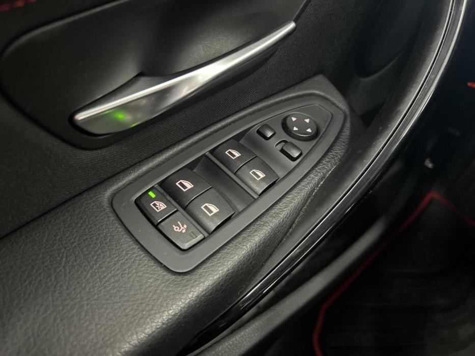 BMW 320 Gran Turismo 2013