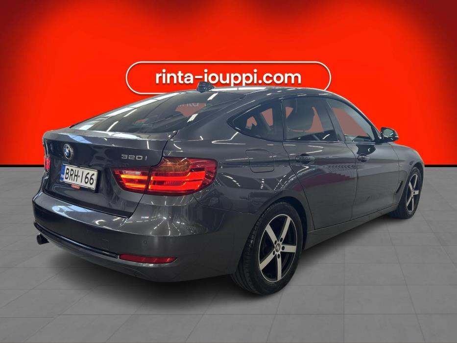 BMW 320 Gran Turismo 2013