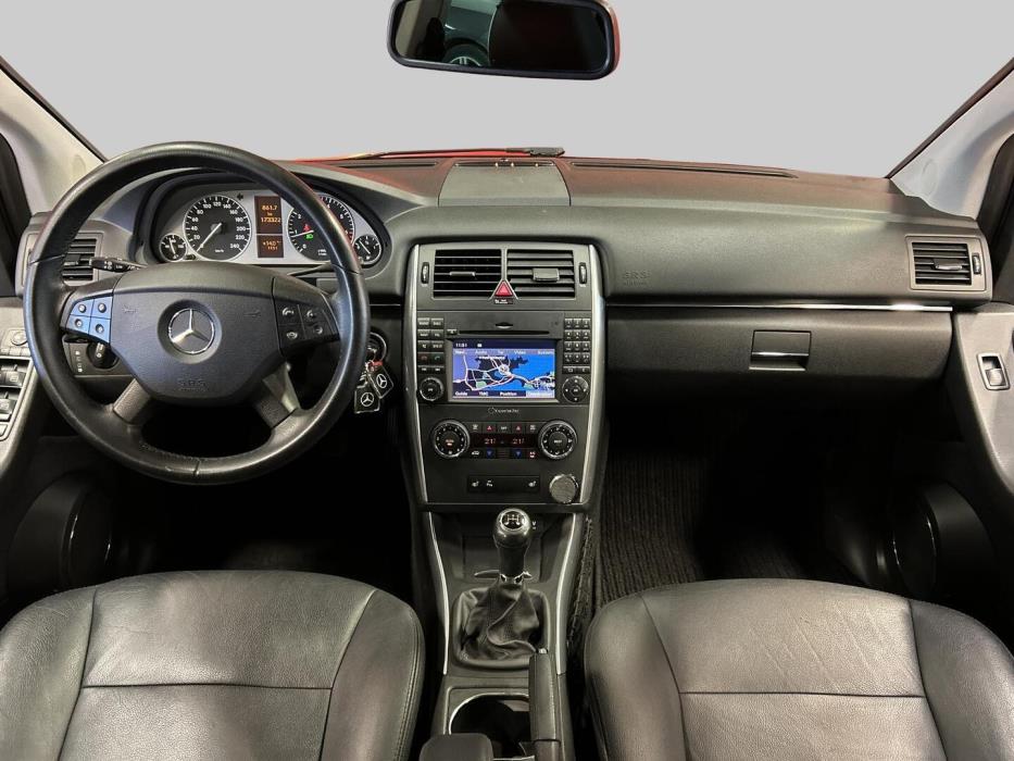 MERCEDES-BENZ B 2008