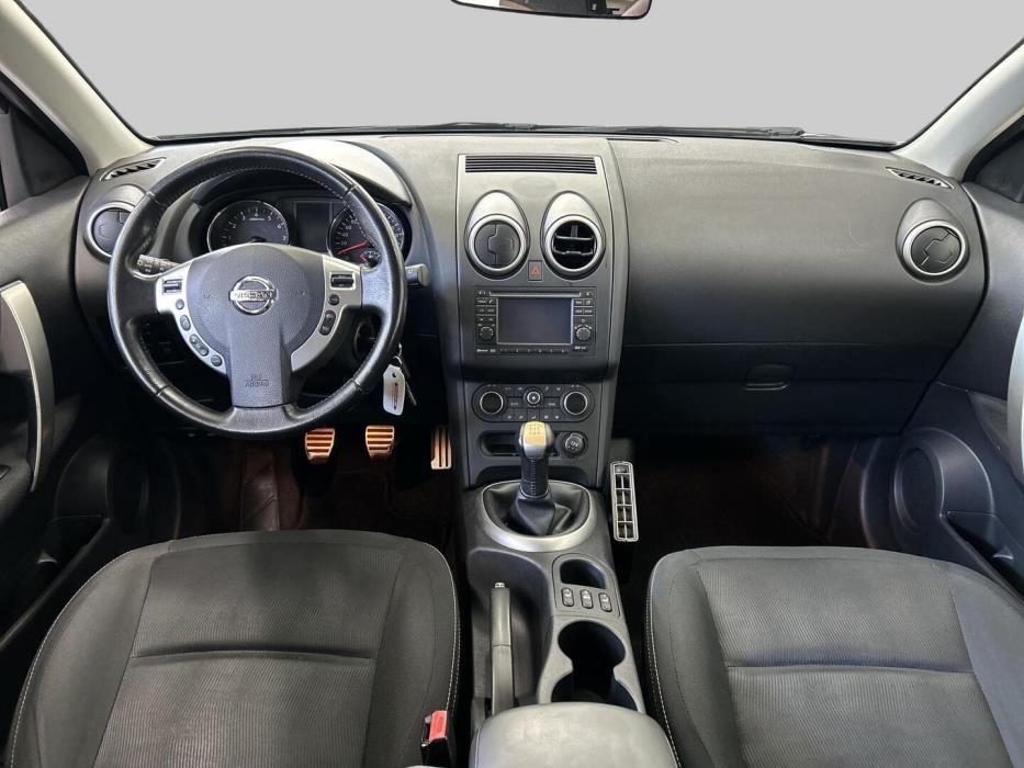 NISSAN Qashqai 2011