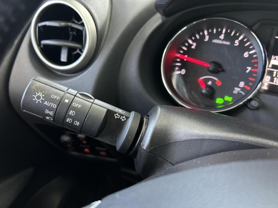 NISSAN Qashqai 2011