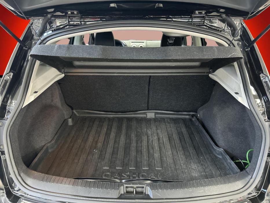 NISSAN Qashqai 2011