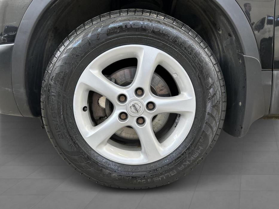 NISSAN Qashqai 2011