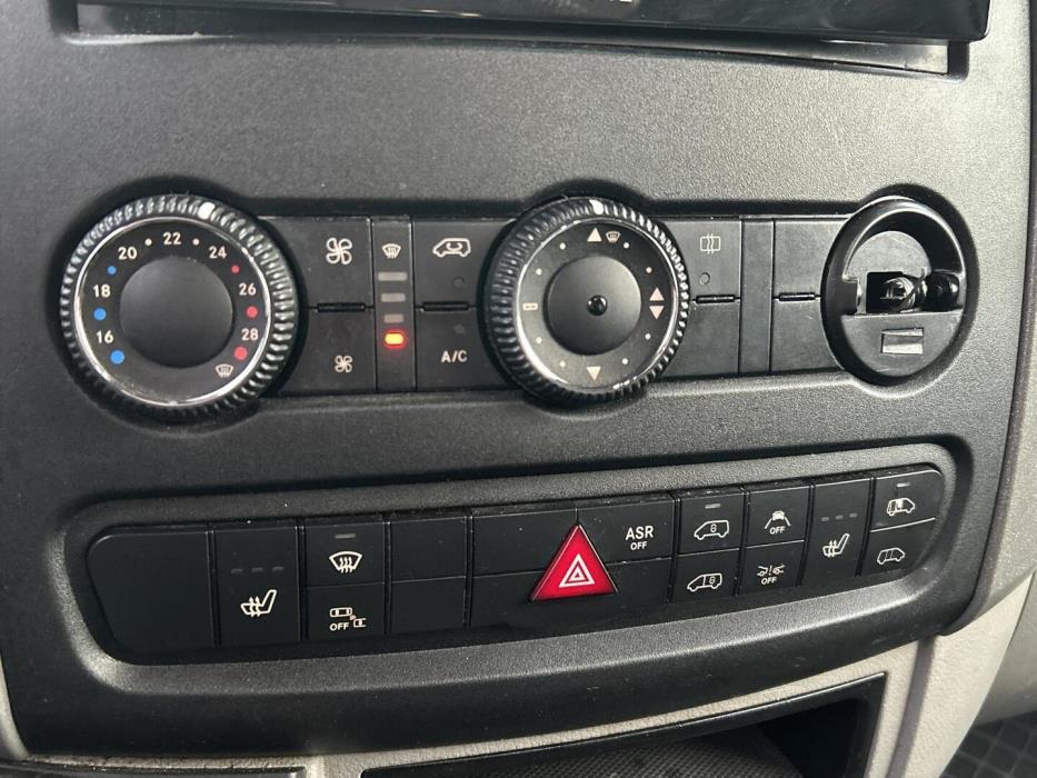 MERCEDES-BENZ Sprinter 2015