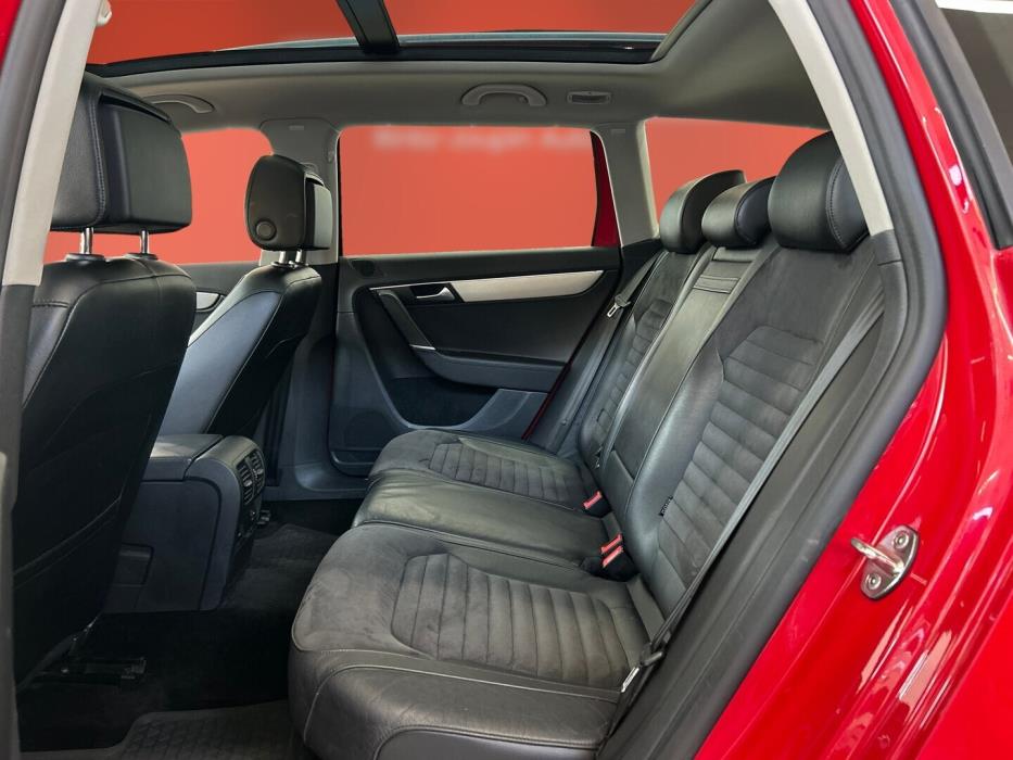 VOLKSWAGEN Passat 2014