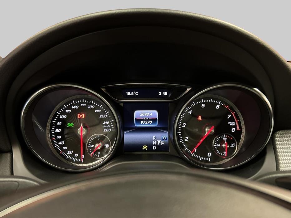 MERCEDES-BENZ CLA 2018